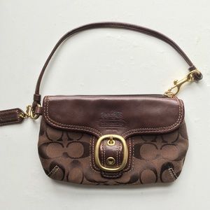 Coach Wristlet 👛